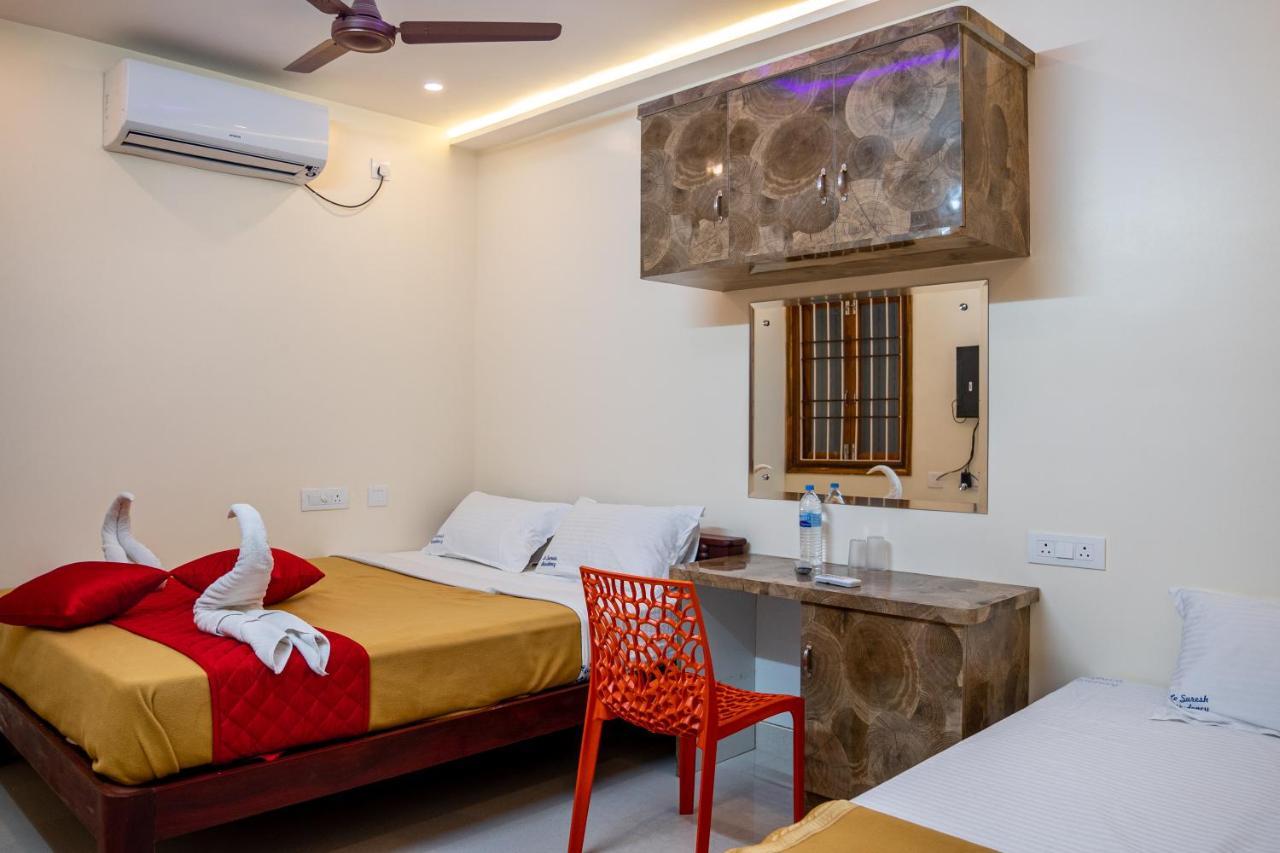 Le Suresh Guest House Pondicherry Exteriör bild