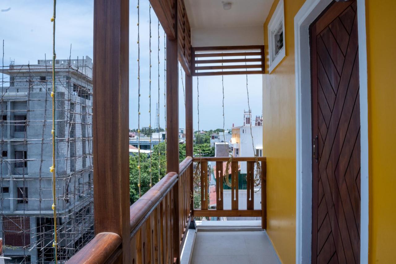 Le Suresh Guest House Pondicherry Exteriör bild